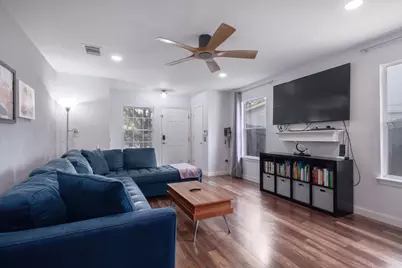 8804 Dittmar Oaks Drive, Austin, TX 78748 - Photo 7