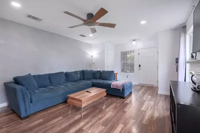 8804 Dittmar Oaks Drive, Austin, TX 78748 - Photo 7