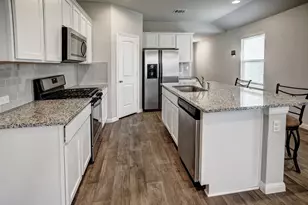706 Roaring Fork Ln, Bastrop, TX 78602 - Photo 9