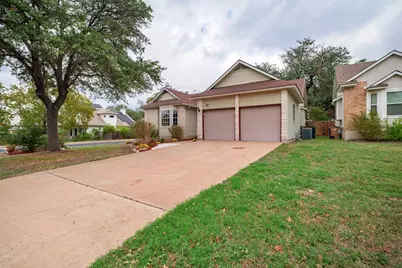 12505 Hunters Chase Drive, Austin, TX 78729 - Photo 3