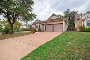 12505 Hunters Chase Dr, Austin, TX 78729 - Photo 3