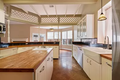 12505 Hunters Chase Drive, Austin, TX 78729 - Photo 27