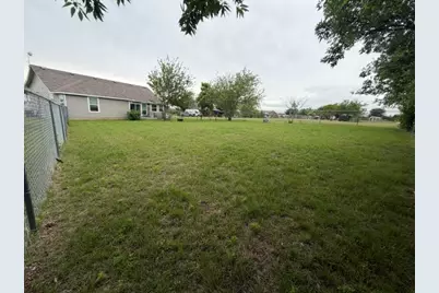 2131 County Road 314, Jarrell, TX 76537 - Photo 27