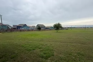 2131 County Rd 314, Jarrell, TX 76537 - Photo 35