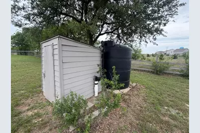 2131 County Road 314, Jarrell, TX 76537 - Photo 31