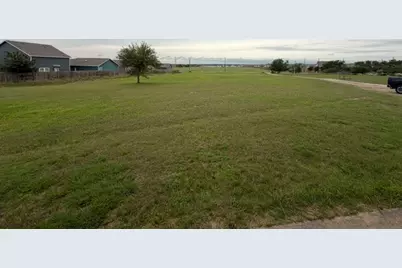 2131 County Road 314, Jarrell, TX 76537 - Photo 35