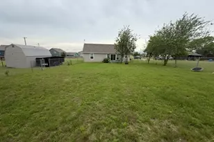 2131 County Rd 314, Jarrell, TX 76537 - Photo 25