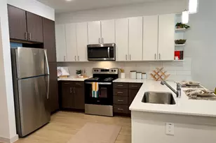 320 Goll St, Kyle, TX 78640 - Photo 9