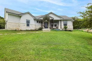 706 Stow Dr, Spicewood, TX 78669 - Photo 1
