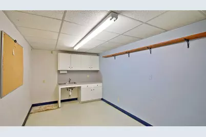 200 Commercial Drive, Taylor, TX 76574 - Photo 17