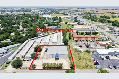 200 Commercial Drive, Taylor, TX 76574 - Photo 1
