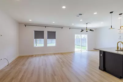 225 Wonderful Life Way, Jarrell, TX 76537 - Photo 7