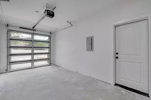 5211 Rob-Scott St, Austin, TX 78721 - Photo 13