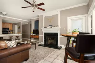 807 W 25th St, Austin, TX 78705 - Photo 1