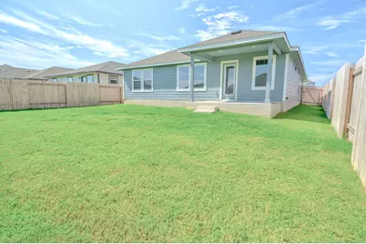 156 Sleep Hollow, Jarrell, TX 76537 - Photo 17