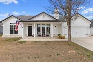 137 Kawainui Ln, Bastrop, TX 78602 - Photo 1