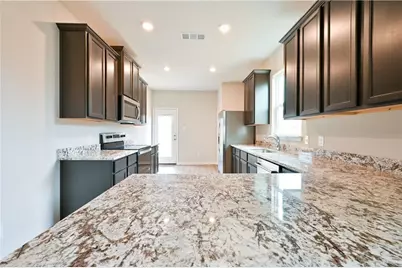 404 Freedom Park Avenue, Liberty Hill, TX 78642 - Photo 5