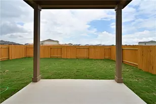 404 Freedom Park Ave, Liberty Hill, TX 78642 - Photo 25
