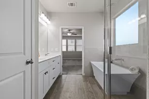 301 Greenway Dr, Georgetown, TX 78628 - Photo 19