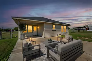 833 Thousand Oaks Trail, Liberty Hill, TX 78642 - Photo 3