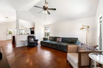 833 Thousand Oaks Trail, Liberty Hill, TX 78642 - Photo 7