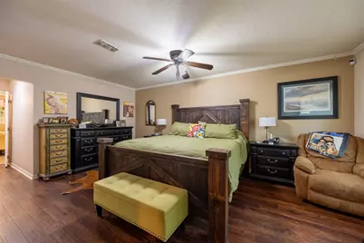 704 E 16th Street, Cameron, TX 76520 - Photo 13