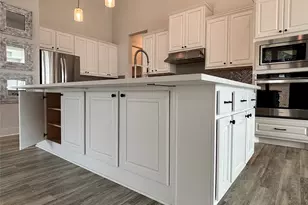 19521 Tranquility Fls Cv, Lago Vista, TX 78645 - Photo 17