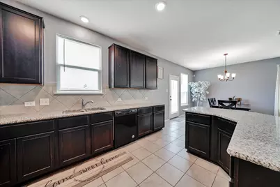 18920 Lady Bird Johnson Street, Manor, TX 78653 - Photo 9