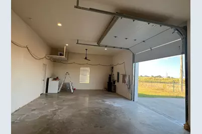 2000 County Road 453, Coupland, TX 78615 - Photo 13