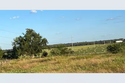 2000 County Road 453, Coupland, TX 78615 - Photo 15