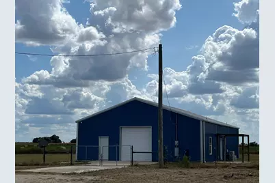 2000 County Road 453, Coupland, TX 78615 - Photo 1