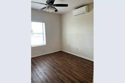 2000 County Road 453, Coupland, TX 78615 - Photo 7