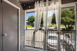 1840 Burton Dr, Austin, TX 78741 - Photo 21