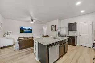 115 Cibolo Creek Dr, Kyle, TX 78640 - Photo 13