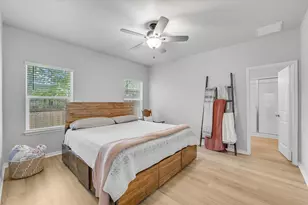 115 Cibolo Creek Dr, Kyle, TX 78640 - Photo 17