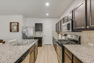 115 Cibolo Creek Dr, Kyle, TX 78640 - Photo 11