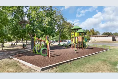 25628 Wheat Seed Lane, Elgin, TX 78621 - Photo 13