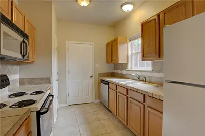 1105 N Cuernavaca Drive #A & B, Austin, TX 78733 - Photo 3
