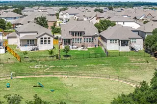 200 Draco St, Georgetown, TX 78628 - Photo 35