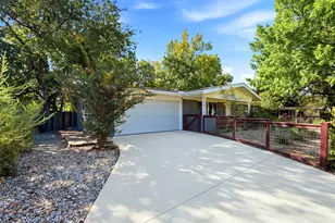 5607 Berkman Dr, Austin, TX 78723 - Photo 3