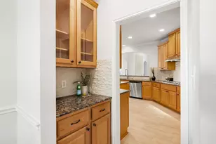 3409 Zebecca Creek Dr, Austin, TX 78732 - Photo 9