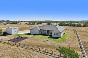 3454 Co Rd 284, Liberty Hill, TX 78642 - Photo 29