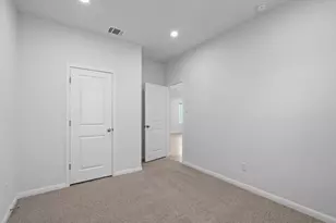 141 Hatari Trl, Jarrell, TX 76537 - Photo 21