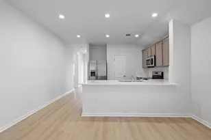 141 Hatari Trl, Jarrell, TX 76537 - Photo 3