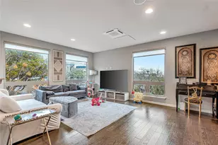 1142 Lost Creek Blvd, Austin, TX 78746 - Photo 3