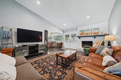 9007 W Pointer Lane, Austin, TX 78758 - Photo 9