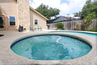 10901 Country Knoll Knolls, Austin, TX 78750 - Photo 21
