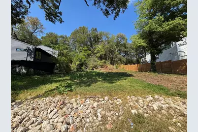 3600 Oak Springs Drive, Austin, TX 78721 - Photo 3