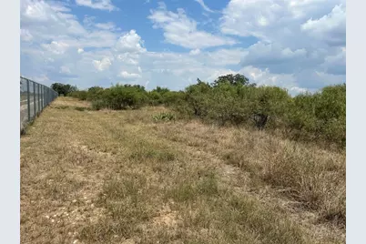 303 Walter Hoffman Road, Cedar Creek, TX 78612 - Photo 5