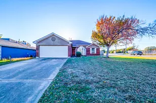 1001 Lantana Ct, Leander, TX 78641 - Photo 23